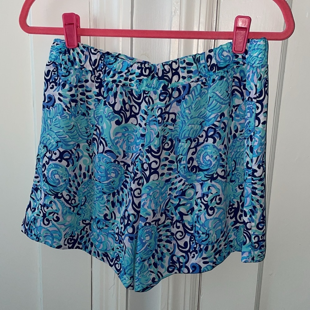 Lilly Shorts - Picture 2 of 4